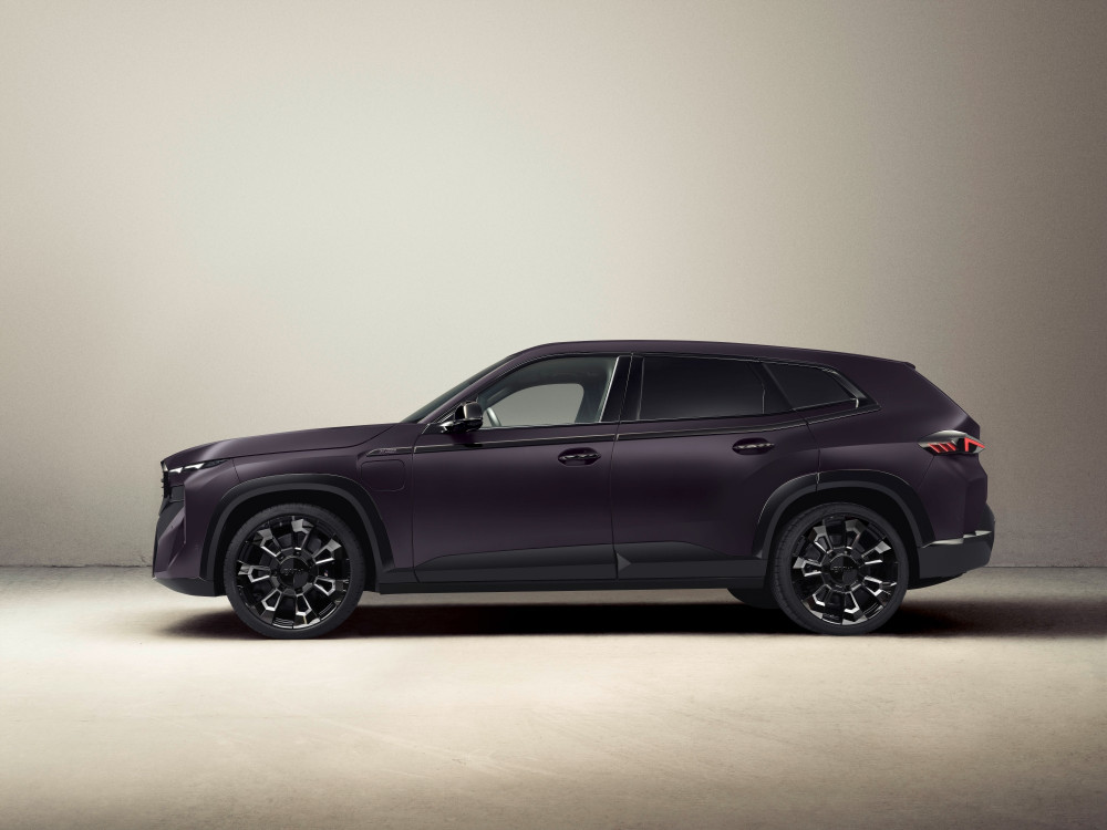 2025 BMW XM Kith